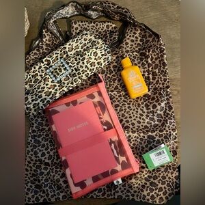 Animal print lovers 4 piece bundle! See all pics.